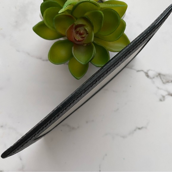 Louis Vuitton - Damier Graphite Card Holder w/ ID Slot - Picture 9 of 11